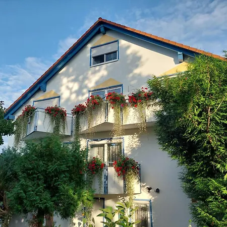 Hotelpension Gästehaus Birgit-2